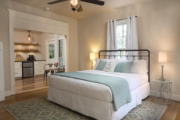 Mustard Seed B&B On The Llano ภายนอก รูปภาพ